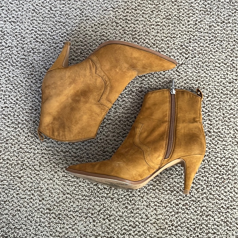 Zara suede heeled boot